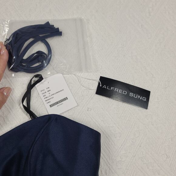 Alfred Sung D748 sweetheart neckline midnight blue strapless satin gown Size 12 - Picture 11 of 16